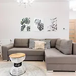 アパート Marina Ilavia - Przy Jeziorze, Ogrodek, Garaz Podziemny, Winda, Klimatyzacja, 2xtv Z Netflix Iława