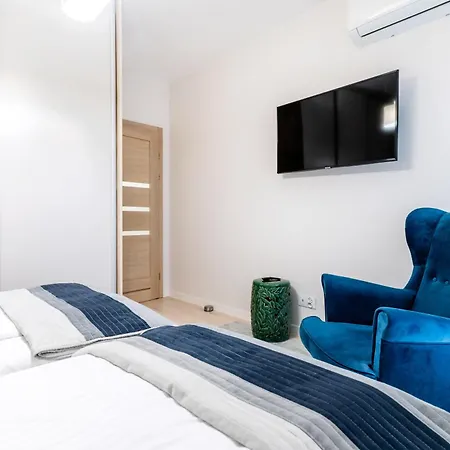 Marina Ilavia - Przy Jeziorze, Ogrodek, Garaz Podziemny, Winda, Klimatyzacja, 2xtv Z Netflix Appartement