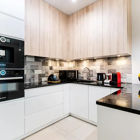 Marina Ilavia - Przy Jeziorze, Ogrodek, Garaz Podziemny, Winda, Klimatyzacja, 2xtv Z Netflix *