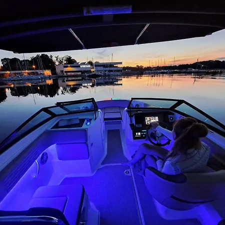 Marina Ilavia - Przy Jeziorze, Ogrodek, Garaz Podziemny, Winda, Klimatyzacja, 2xtv Z Netflix *